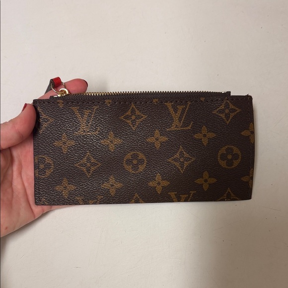 LV Monogram Felicie Wallet Zippered Insert - Picture 4 of 6